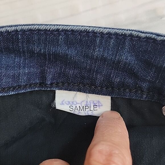 Levi's Sample Jeans With Bling Logo Pockets Womens Size 30" X 32" - Picture 11 of 14